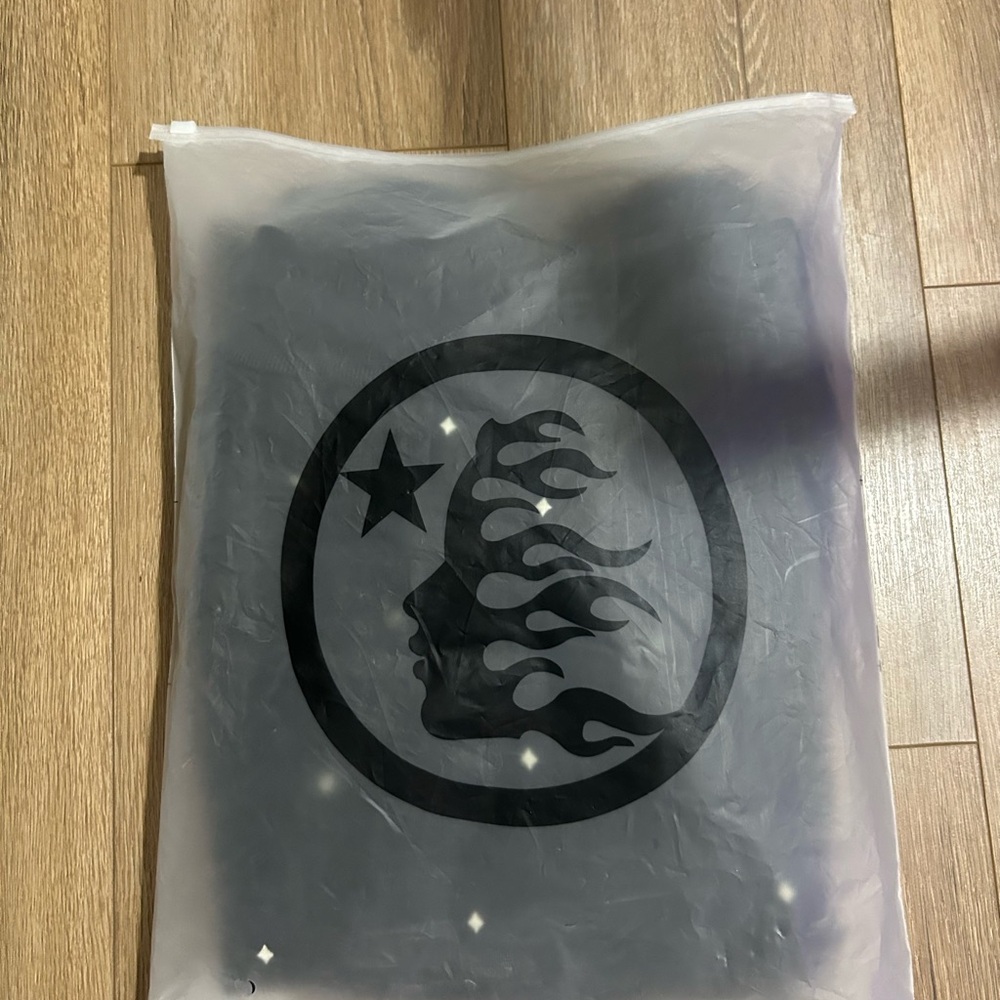 Graphic Flame Profile Tote in Black